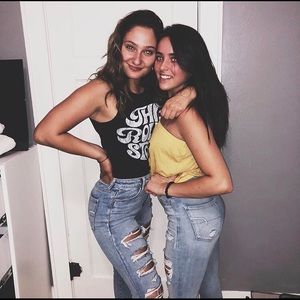 Meet your Posher, Kaila